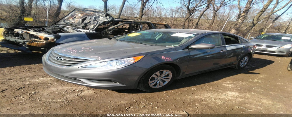 5NPEB4AC2BH253150 2011 HYUNDAI SONATA photo no. 2