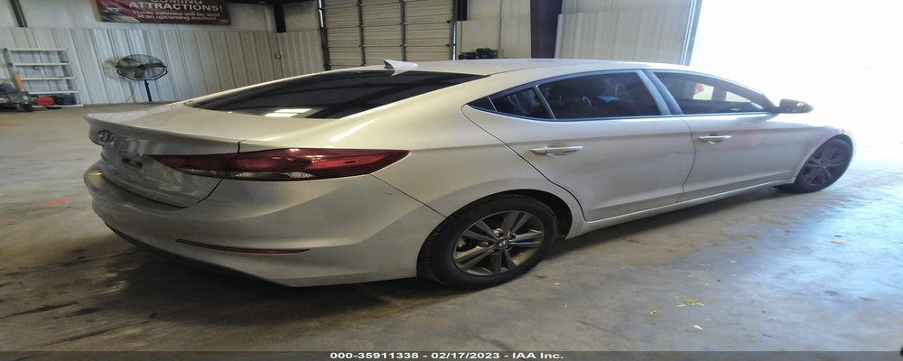 5NPD84LF0JH240333 2018 HYUNDAI ELANTRA photo no. 4