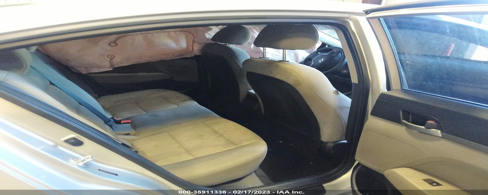 5NPD84LF0JH240333 2018 HYUNDAI ELANTRA photo no. 8