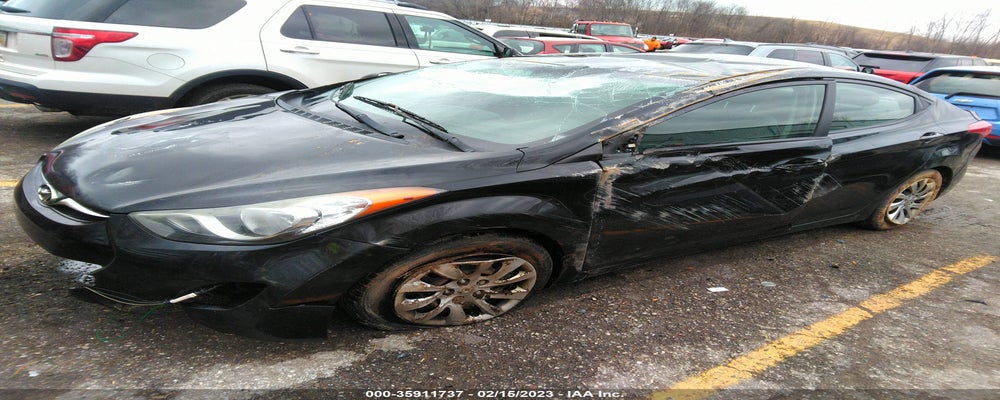 5NPDH4AE4BH058372 2011 HYUNDAI ELANTRA photo no. 2