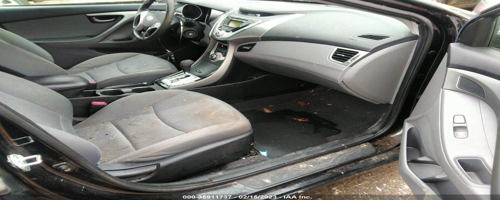5NPDH4AE4BH058372 2011 HYUNDAI ELANTRA photo no. 5