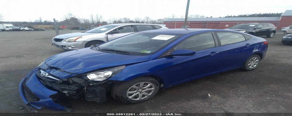KMHCT4AE2DU485998 2013 HYUNDAI ACCENT photo no. 2