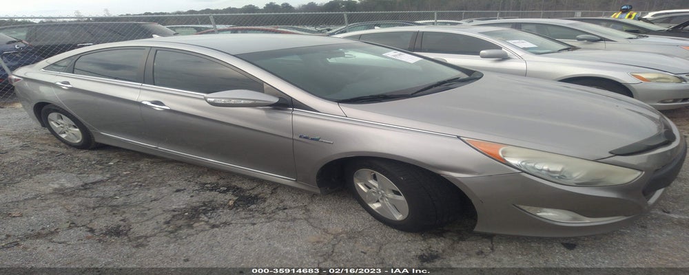KMHEC4A42BA000709 2011 HYUNDAI SONATA photo no. 16