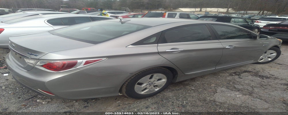 KMHEC4A42BA000709 2011 HYUNDAI SONATA photo no. 4