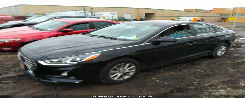 5NPE24AF6JH689265 2018 HYUNDAI SONATA photo no. 2