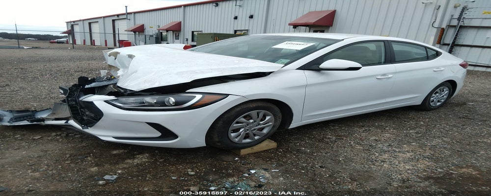 5NPD74LF3JH273409 2018 HYUNDAI ELANTRA photo no. 2