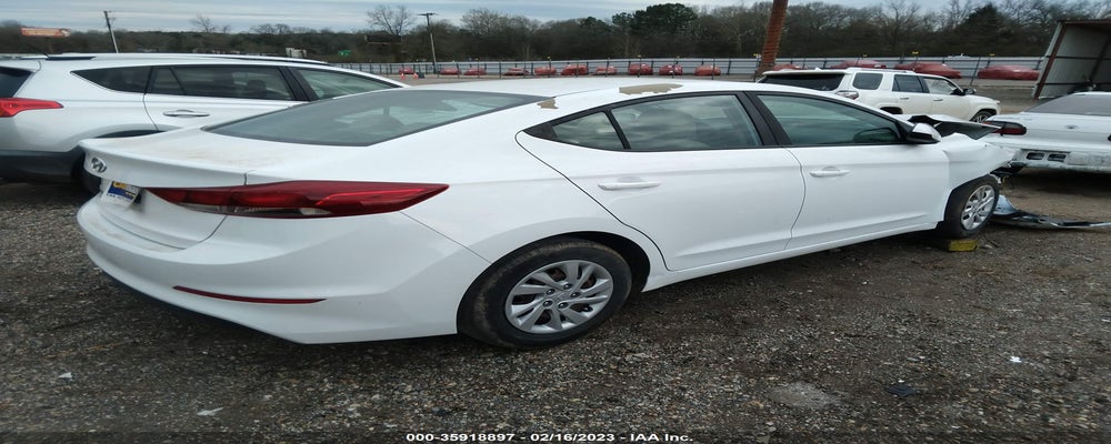 5NPD74LF3JH273409 2018 HYUNDAI ELANTRA photo no. 4