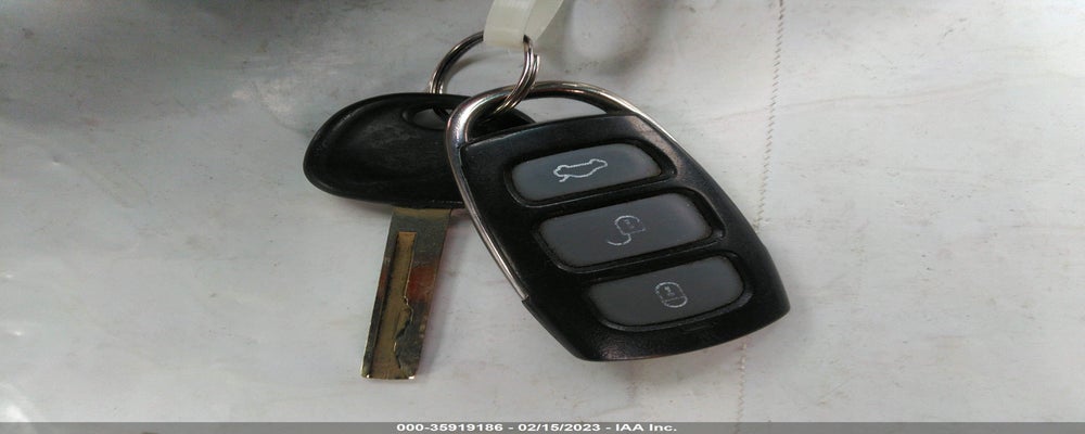 KMHTC6AD7CU022692 2012 HYUNDAI VELOSTER photo no. 11