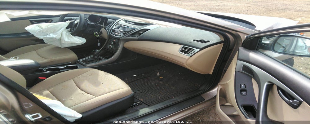 5NPDH4AE0GH759496 2016 HYUNDAI ELANTRA photo no. 5