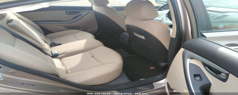 5NPDH4AE0GH759496 2016 HYUNDAI ELANTRA photo no. 8