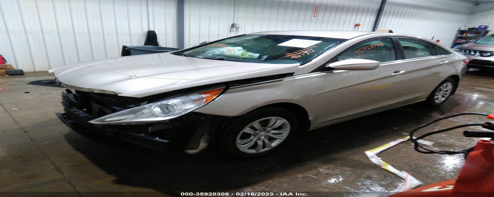 5NPEB4AC0BH180408 2011 HYUNDAI SONATA photo no. 2
