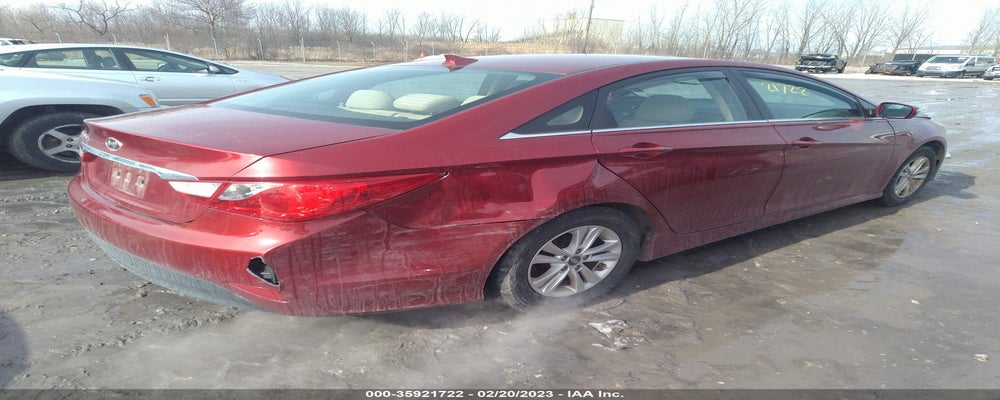 5NPEB4AC8EH945675 2014 HYUNDAI SONATA photo no. 4