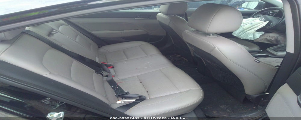 5NPD84LF9HH013863 2017 HYUNDAI ELANTRA photo no. 8