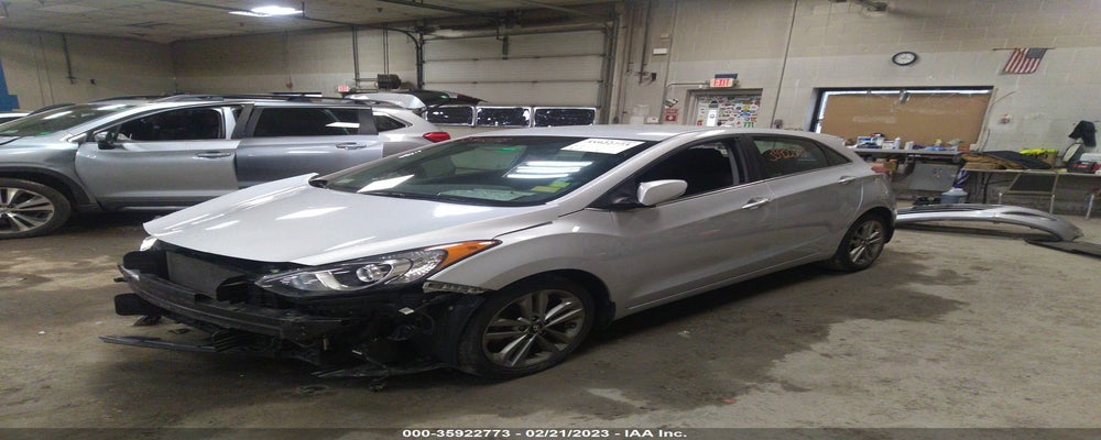 KMHD35LH6GU338802 2016 HYUNDAI ELANTRA GT photo no. 2