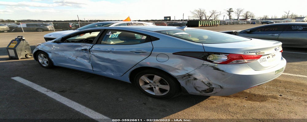 KMHDH4AE4DU710332 2013 HYUNDAI ELANTRA photo no. 3