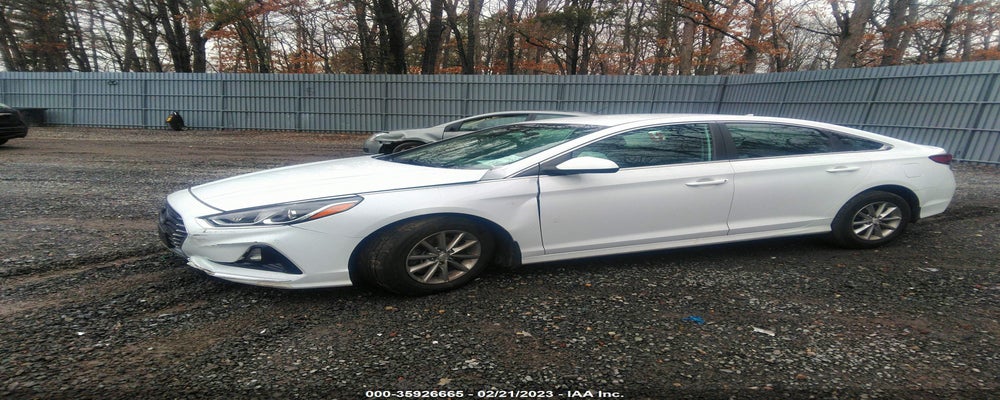 5NPE24AF5JH680931 2018 HYUNDAI SONATA photo no. 2