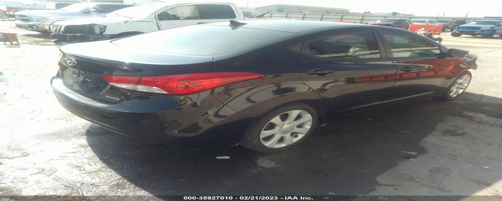 5NPDH4AE8DH185922 2013 HYUNDAI ELANTRA photo no. 4