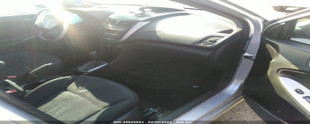 KMHCT5AE8HU325121 2017 HYUNDAI ACCENT photo no. 5