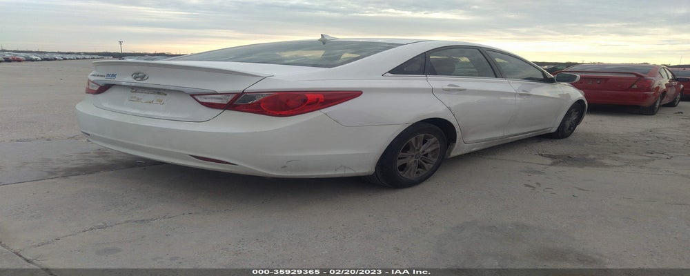 5NPEB4AC1DH513430 2013 HYUNDAI SONATA photo no. 4
