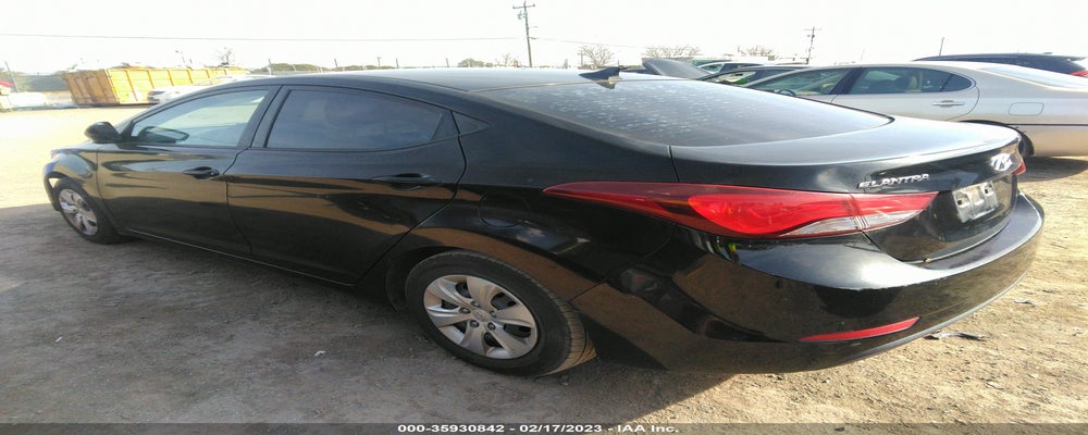 KMHDH4AE4GU481042 2016 HYUNDAI ELANTRA photo no. 3
