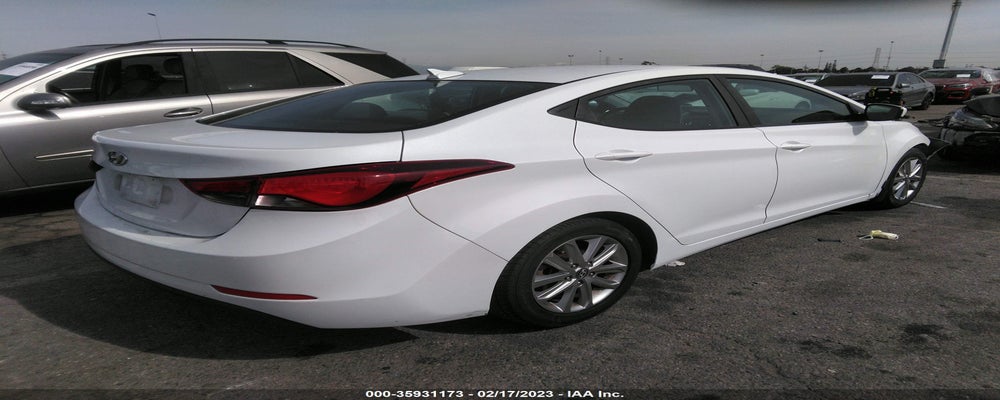 5NPDH4AE5GH661094 2016 HYUNDAI ELANTRA photo no. 4