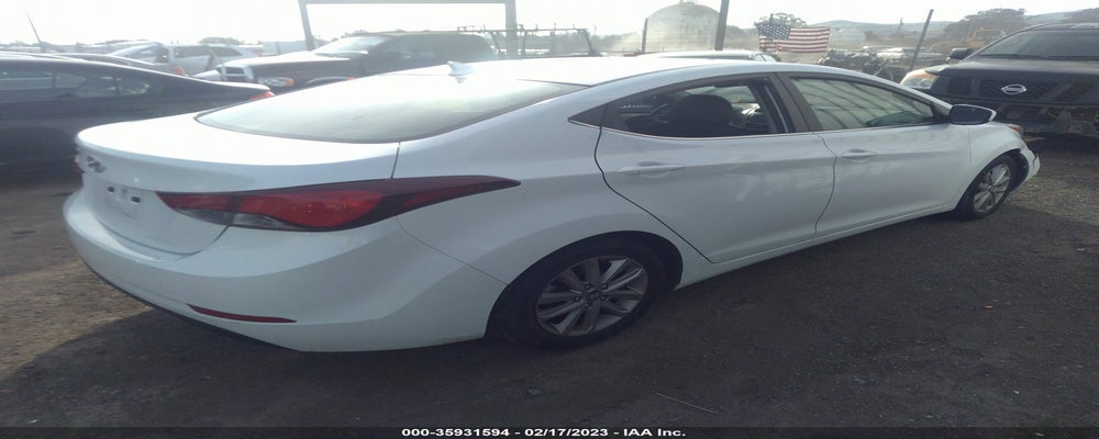 5NPDH4AE4FH554021 2015 HYUNDAI ELANTRA photo no. 4