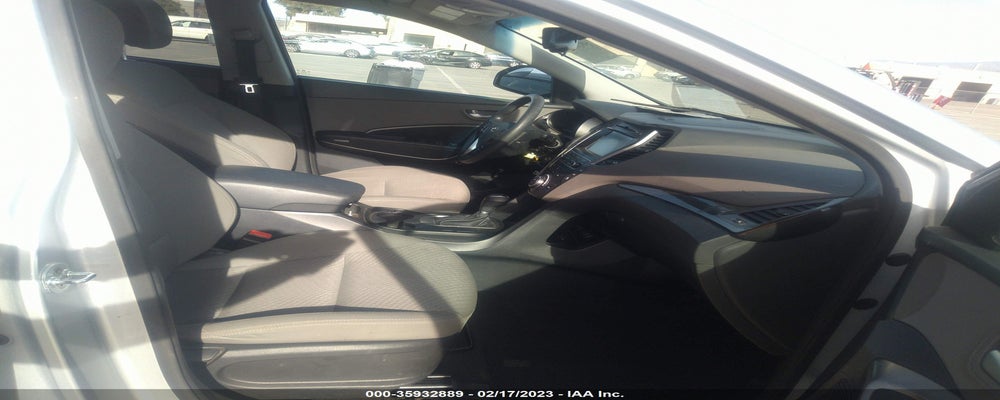 KM8SM4HF0HU183297 2017 HYUNDAI SANTA FE photo no. 5