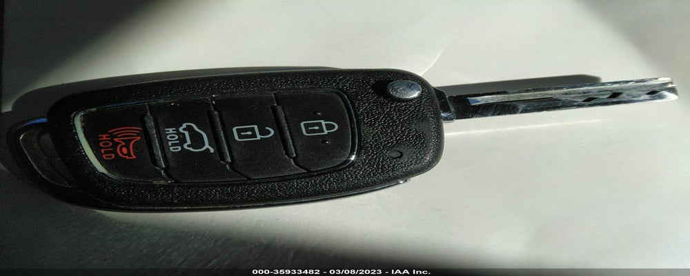 5XYZU3LB9HG424647 2017 HYUNDAI SANTA FE SPORT photo no. 11