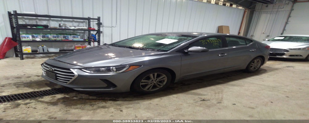 5NPD84LF4JH303739 2018 HYUNDAI ELANTRA photo no. 2