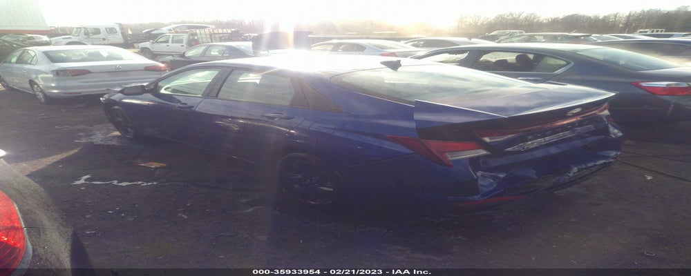 KMHLM4AGXNU353295 2022 HYUNDAI ELANTRA photo no. 3