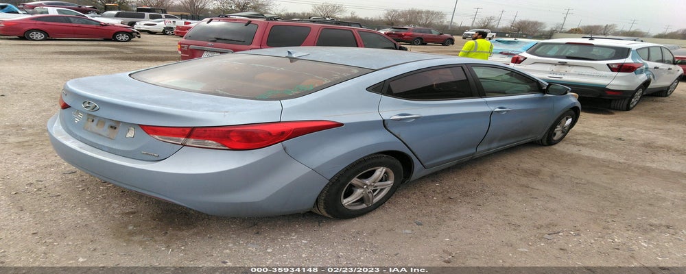 KMHDH4AE6BU123899 2011 HYUNDAI ELANTRA photo no. 4