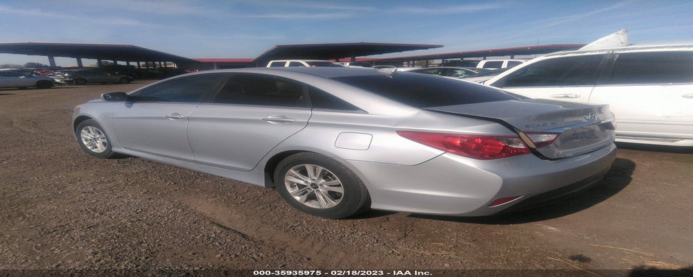 5NPEB4AC2EH833731 2014 HYUNDAI SONATA photo no. 3