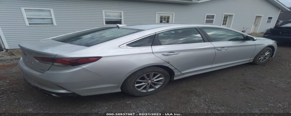 5NPE24AF0JH696860 2018 HYUNDAI SONATA photo no. 4