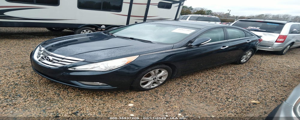 5NPEC4AC9BH001957 2011 HYUNDAI SONATA photo no. 2