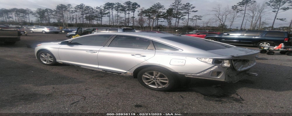 5NPE24AF4FH049160 2015 HYUNDAI SONATA photo no. 3