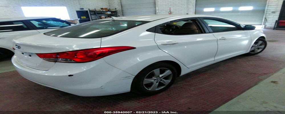 5NPDH4AE9DH313150 2013 HYUNDAI ELANTRA photo no. 4