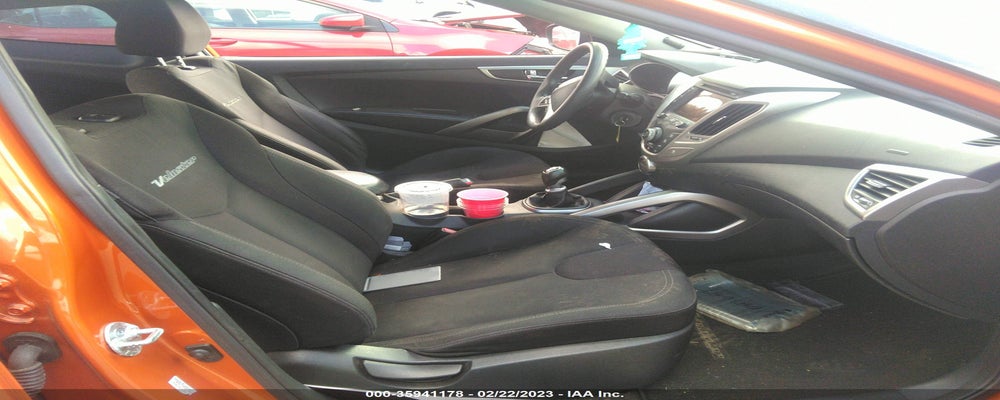 KMHTC6AD4CU083689 2012 HYUNDAI VELOSTER photo no. 5