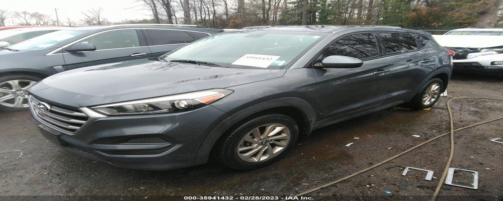 KM8J23A41HU396098 2017 HYUNDAI TUCSON photo no. 2