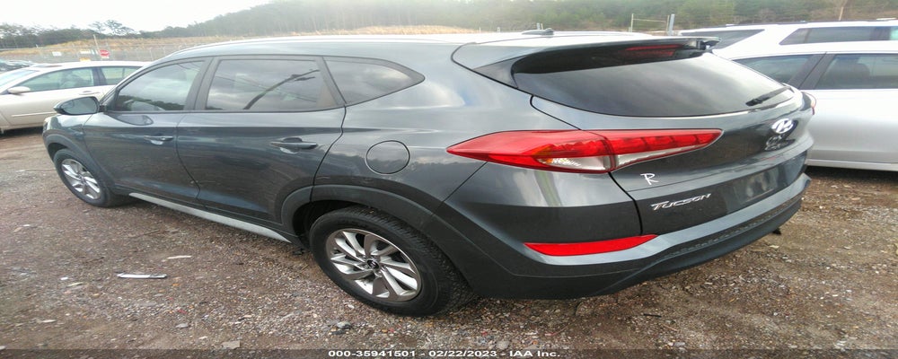 KM8J33A45HU496430 2017 HYUNDAI TUCSON photo no. 3