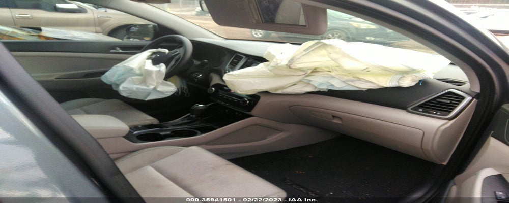 KM8J33A45HU496430 2017 HYUNDAI TUCSON photo no. 5