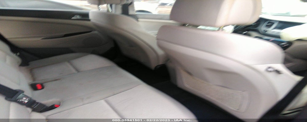 KM8J33A45HU496430 2017 HYUNDAI TUCSON photo no. 8