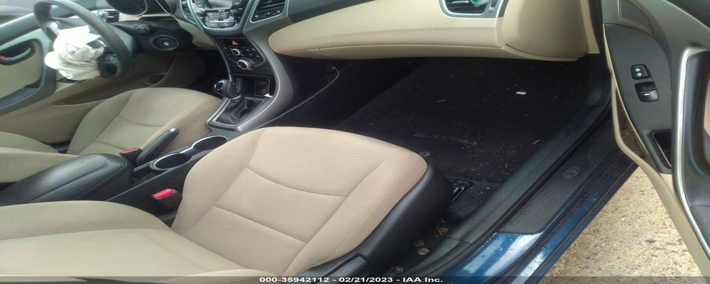 KMHDH4AE5GU482989 2016 HYUNDAI ELANTRA photo no. 5