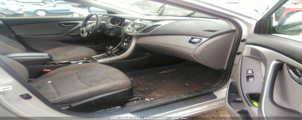 5NPDH4AE5FH641863 2015 HYUNDAI ELANTRA photo no. 5