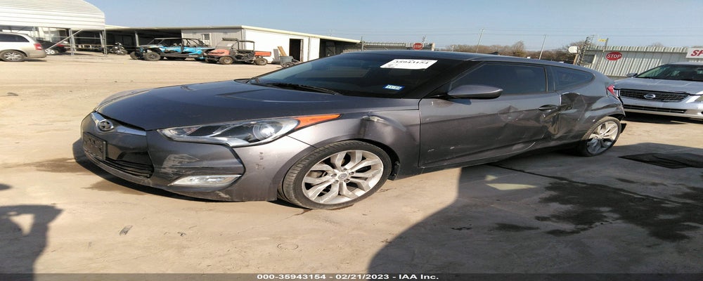 KMHTC6AD8DU154183 2013 HYUNDAI VELOSTER photo no. 2