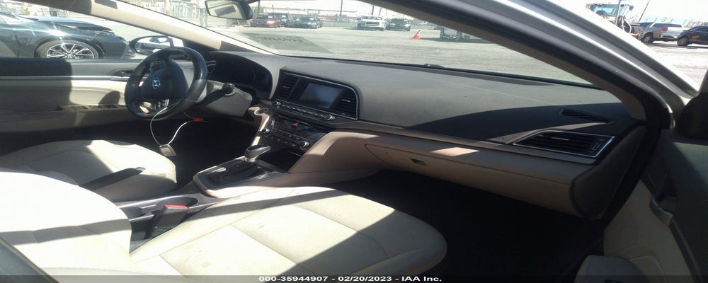 5NPD84LF8HH022750 2017 HYUNDAI ELANTRA photo no. 5