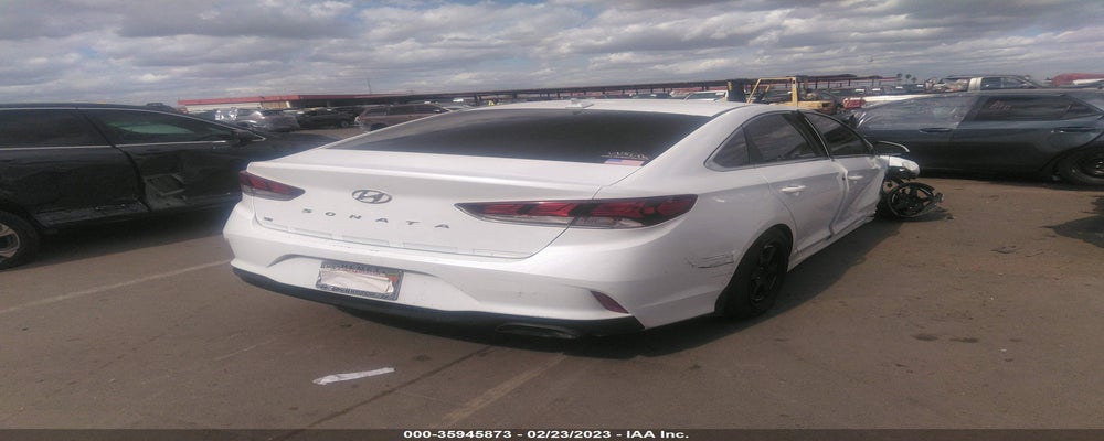 5NPE24AF8KH814008 2019 HYUNDAI SONATA photo no. 4