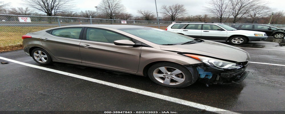 5NPDH4AE2DH299253 2013 HYUNDAI ELANTRA photo no. 23