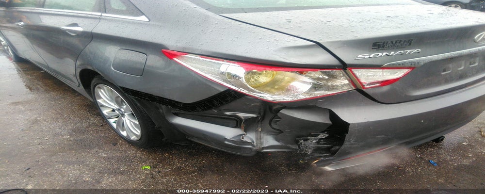 5NPEC4AC1BH239768 2011 HYUNDAI SONATA photo no. 6