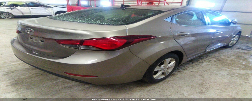 5NPDH4AE2GH780995 2016 HYUNDAI ELANTRA photo no. 4