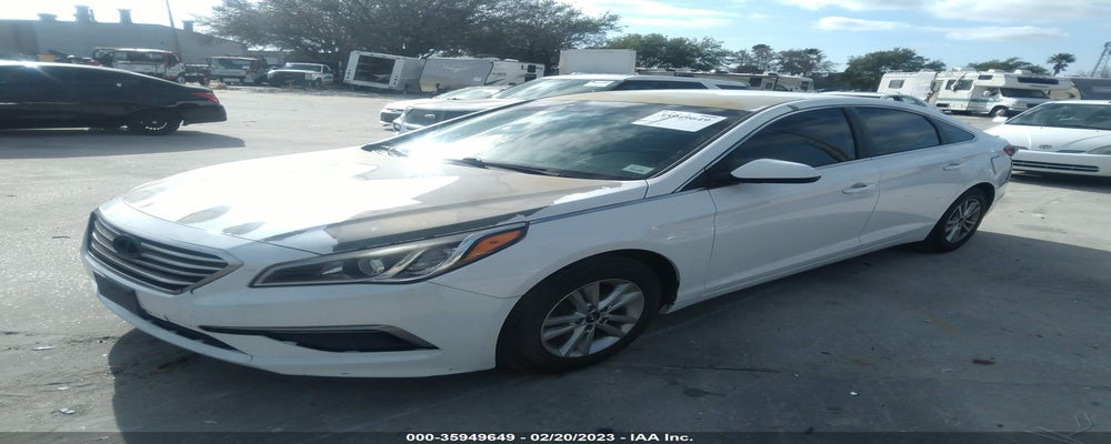 5NPE24AF7FH031686 2015 HYUNDAI SONATA photo no. 2